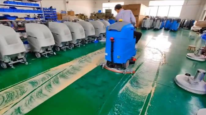 和田2023年还在用人工的物业保洁不妨试试洗地机吧